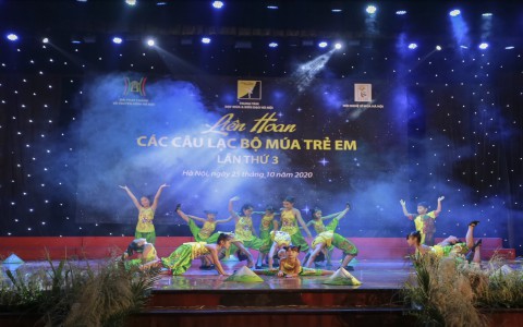 Liên hoan các câu lạc bộ múa trẻ em lần thứ 3 - Tại Hà Nội trong tiết trời mùa thu đầy ấn tượng