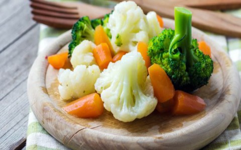 Cách luộc rau bảo đảm giữ nguyên vitamin