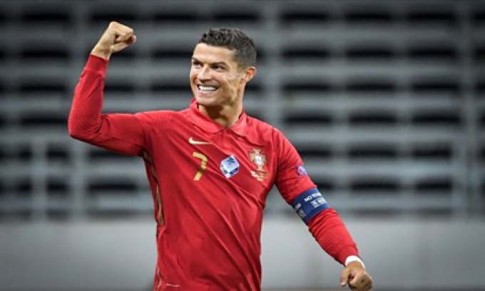 Ronaldo là bản hợp đồng thành công nhất lịch sử Ngoại hạng Anh
